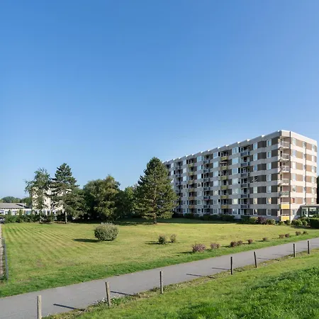 Hanseat Kuestenblick *